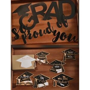 Congrats Grad Decor BONUS 30 Words Of Wisdom Cards With Envelopes Cap Shape Gift